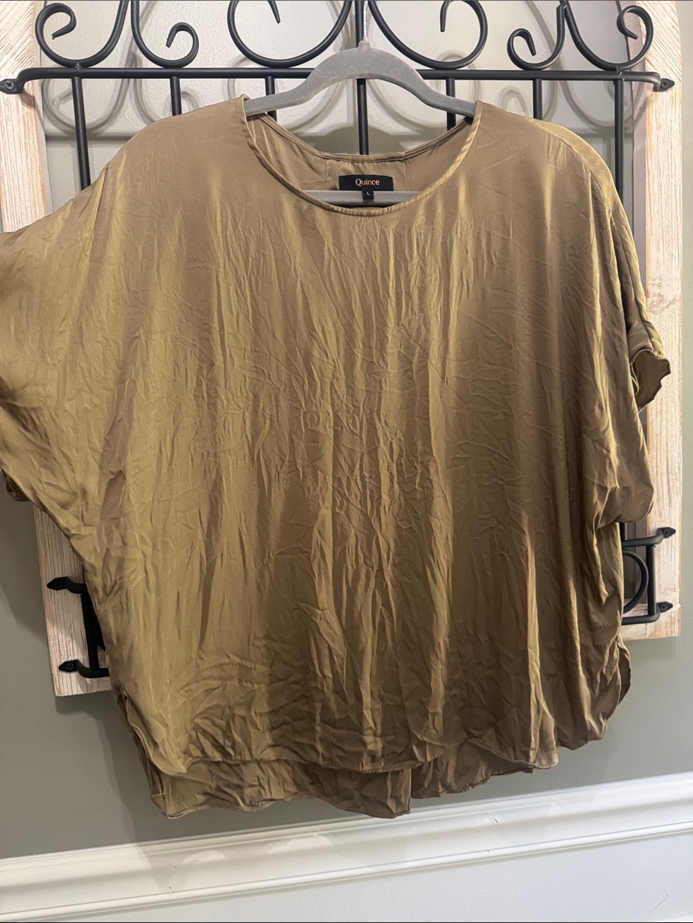 Quince Olive Tan Relaxed Short Sleeve Women's Top silk luxury